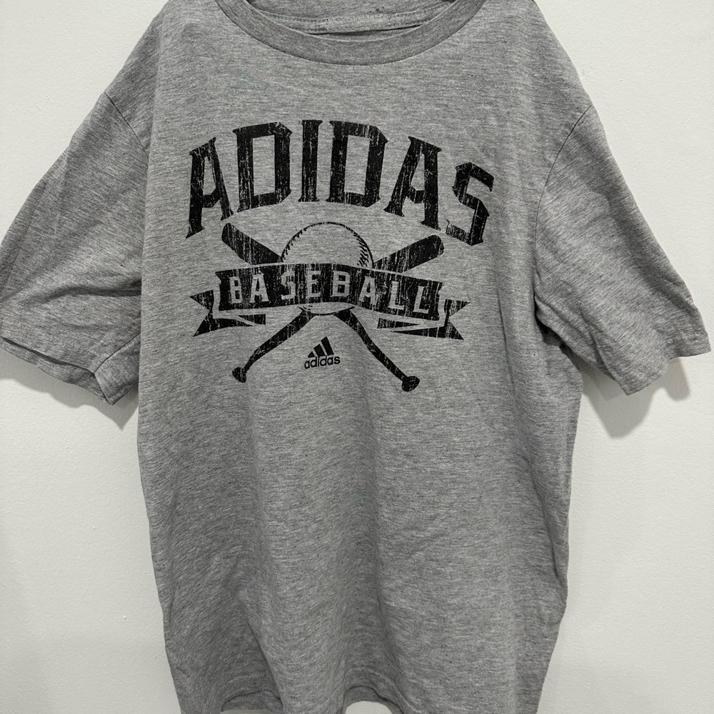 Boys XL 18-20 adidas T-Shirt Baseball Grey and Black